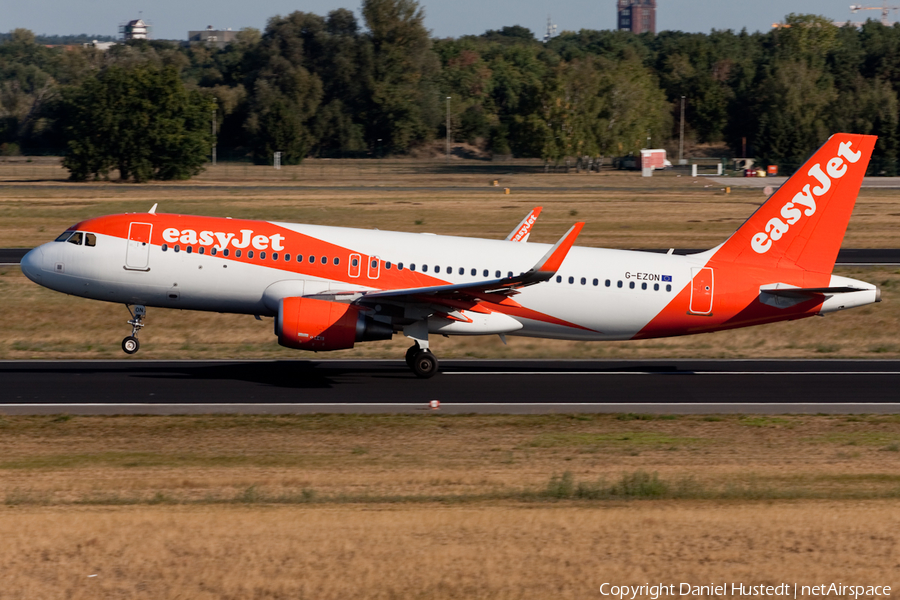 easyJet Airbus A320-214 (G-EZON) | Photo 424741