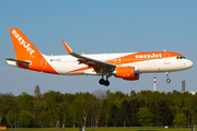 easyJet Airbus A320-214 (G-EZOV) at  Hamburg - Fuhlsbuettel (Helmut Schmidt), Germany