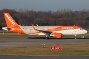 easyJet Airbus A320-214 (G-EZOX) at  Hamburg - Fuhlsbuettel (Helmut Schmidt), Germany