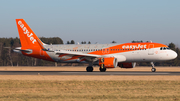 easyJet Airbus A320-214 (G-EZOX) at  Hamburg - Fuhlsbuettel (Helmut Schmidt), Germany