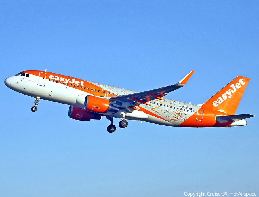 easyJet Airbus A320-214 (G-EZOX) | Photo 196917