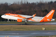 easyJet Airbus A320-214 (G-EZOX) at  Hamburg - Fuhlsbuettel (Helmut Schmidt), Germany