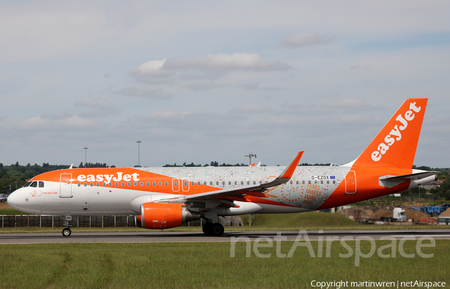 easyJet Airbus A320-214 (G-EZOX) | Photo 226573