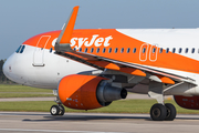 easyJet Airbus A320-214 (G-EZOY) at  Manchester - International (Ringway), United Kingdom