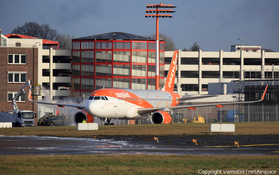 easyJet Airbus A320-214 (G-EZOZ) | Photo 139424