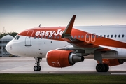 easyJet Airbus A320-214 (G-EZPB) at  Salzburg - W. A. Mozart, Austria