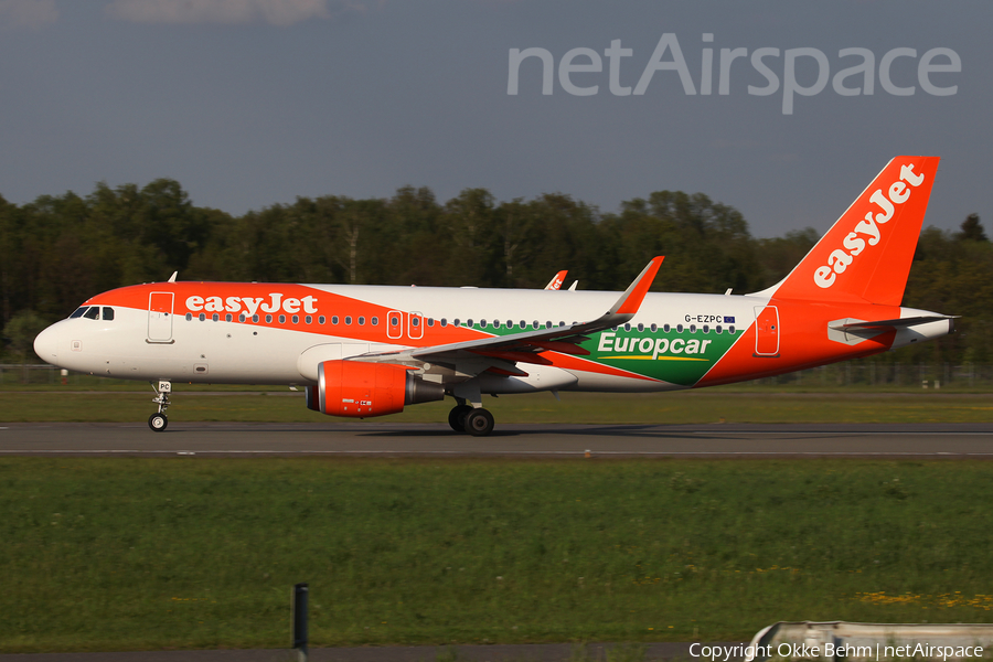 easyJet Airbus A320-214 (G-EZPC) | Photo 162971