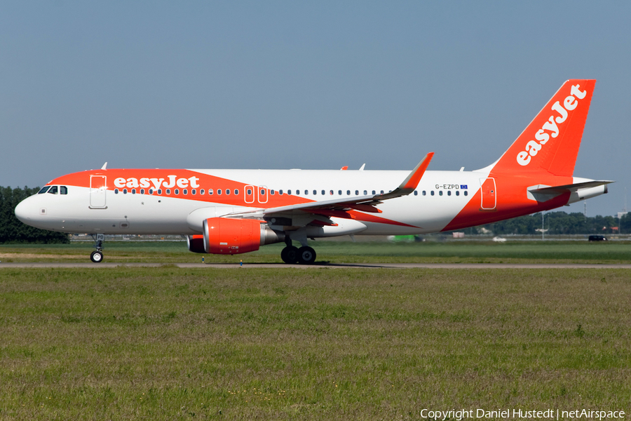 easyJet Airbus A320-214 (G-EZPD) | Photo 491836