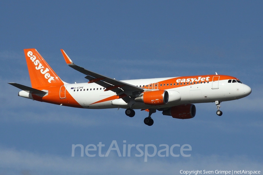 easyJet Airbus A320-214 (G-EZPE) | Photo 126713