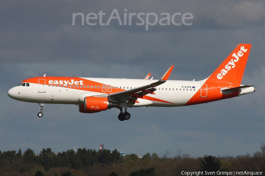 easyJet Airbus A320-214 (G-EZPE) | Photo 157071