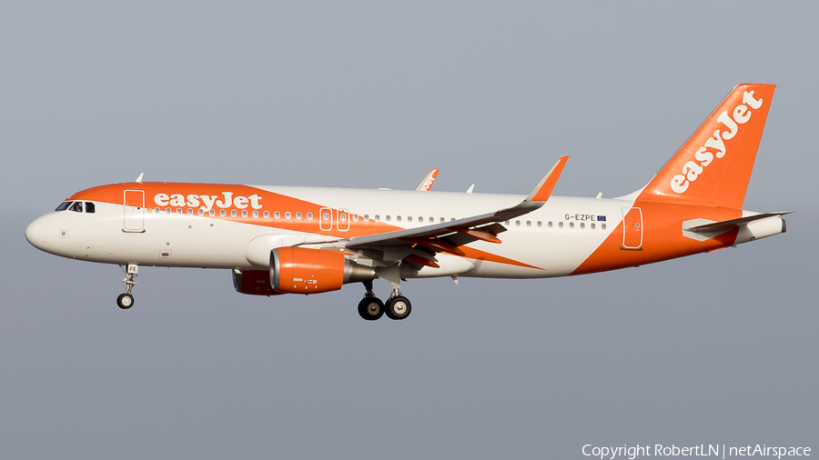 easyJet Airbus A320-214 (G-EZPE) | Photo 593359