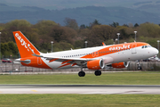 easyJet Airbus A320-214 (G-EZPE) at  Manchester - International (Ringway), United Kingdom