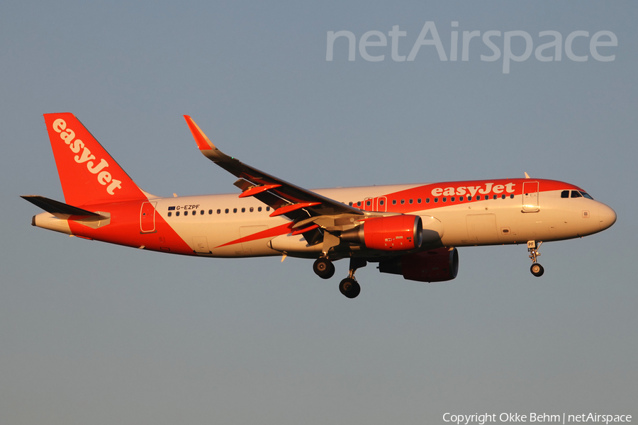 easyJet Airbus A320-214 (G-EZPF) | Photo 213609