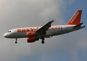 easyJet Airbus A319-111 (G-EZPG) at  Belfast / Aldergrove - International, United Kingdom