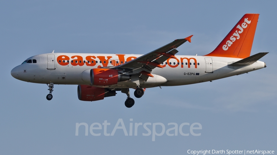 easyJet Airbus A319-111 (G-EZPG) | Photo 229737
