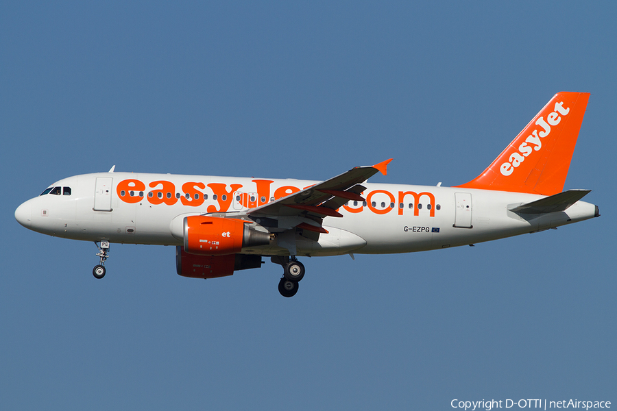 easyJet Airbus A319-111 (G-EZPG) | Photo 507908