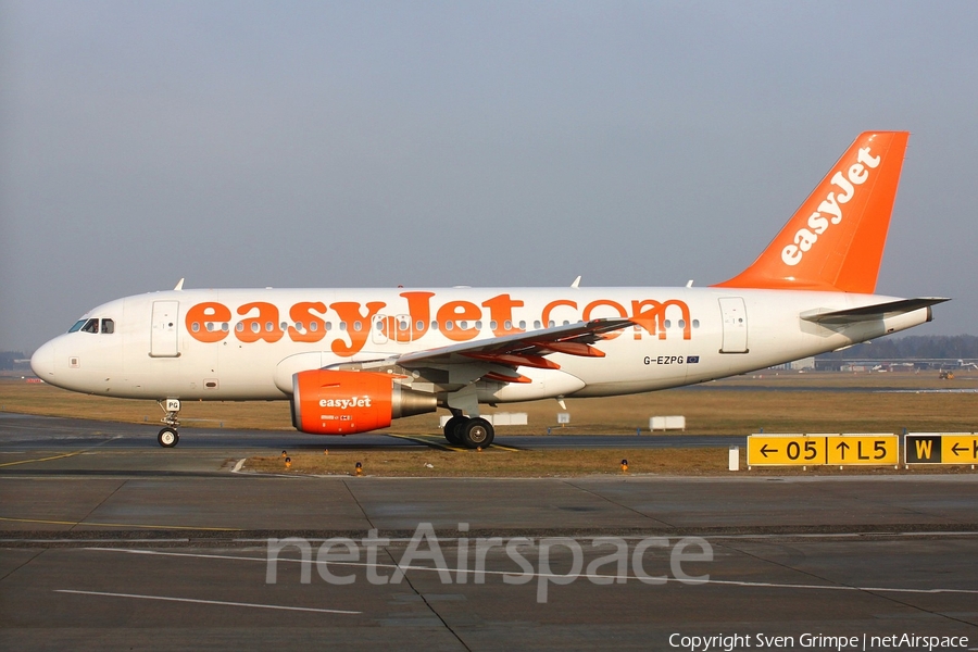 easyJet Airbus A319-111 (G-EZPG) | Photo 37900