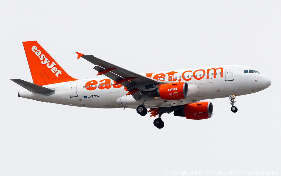 easyJet Airbus A319-111 (G-EZPG) | Photo 339756