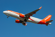 easyJet Airbus A320-214 (G-EZPI) at  Hamburg - Fuhlsbuettel (Helmut Schmidt), Germany