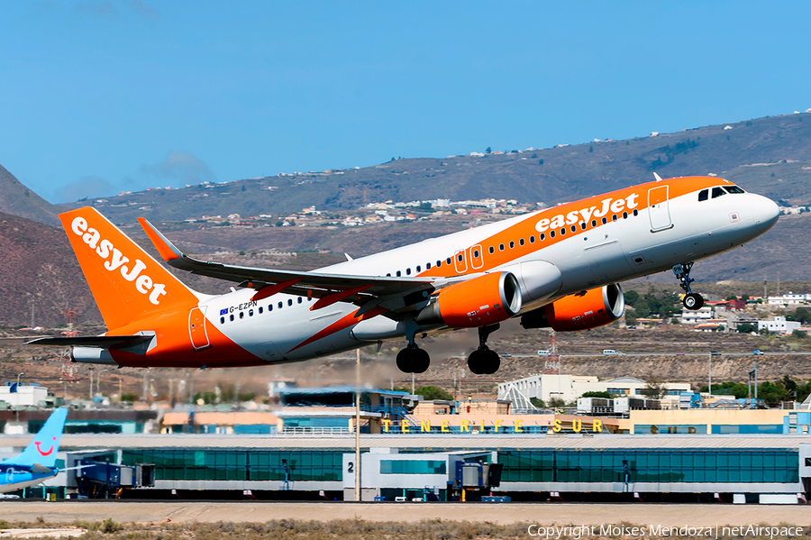 easyJet Airbus A320-214 (G-EZPN) | Photo 125438