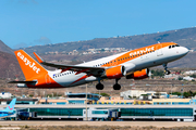 easyJet Airbus A320-214 (G-EZPN) at  Tenerife Sur - Reina Sofia, Spain