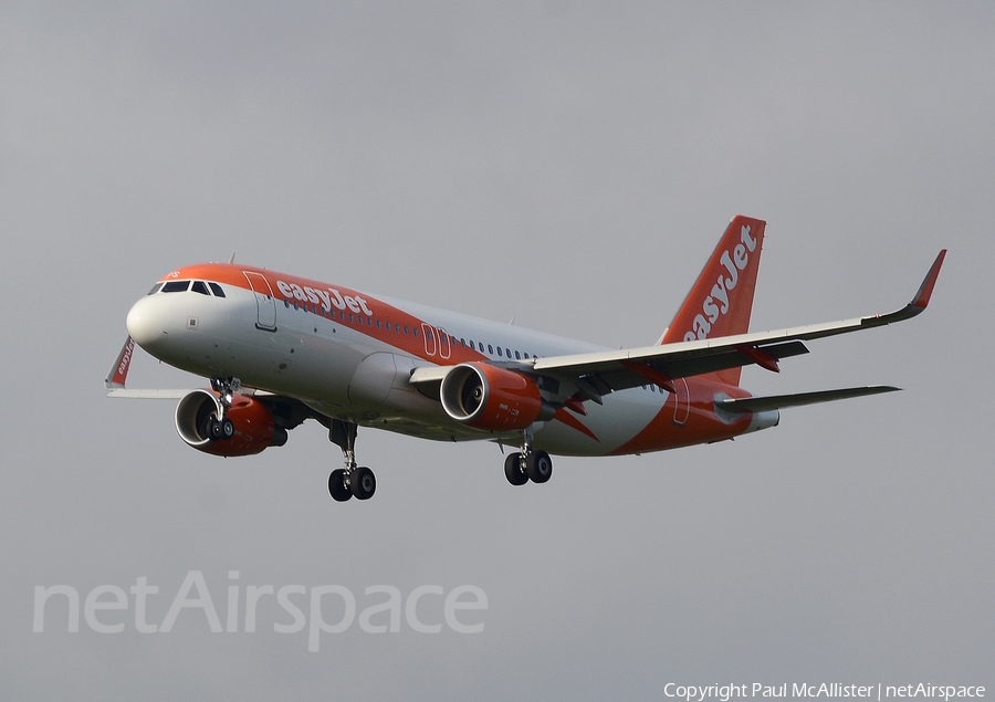 easyJet Airbus A320-214 (G-EZPS) | Photo 156370