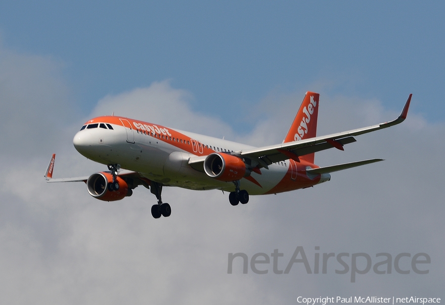 easyJet Airbus A320-214 (G-EZPV) | Photo 176161