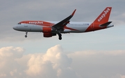 easyJet Airbus A320-214 (G-EZRH) at  Hamburg - Fuhlsbuettel (Helmut Schmidt), Germany