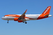 easyJet Airbus A320-214 (G-EZRI) at  Barcelona - El Prat, Spain