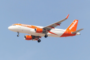 easyJet Airbus A320-214 (G-EZRT) at  Luqa - Malta International, Malta