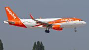 easyJet Airbus A320-214 (G-EZRU) at  Paris - Orly, France