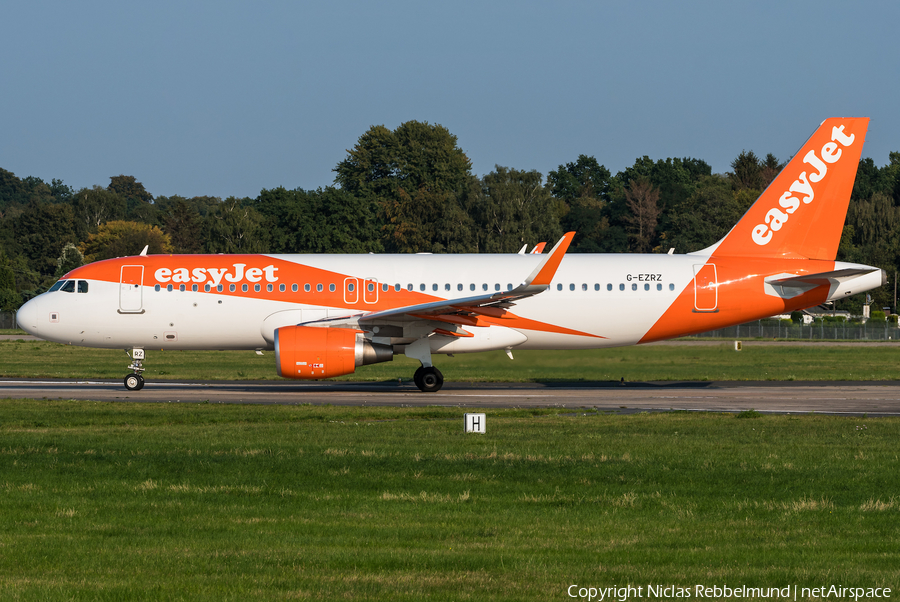 easyJet Airbus A320-214 (G-EZRZ) | Photo 344631