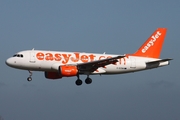 easyJet Airbus A319-111 (G-EZSM) at  Hamburg - Fuhlsbuettel (Helmut Schmidt), Germany