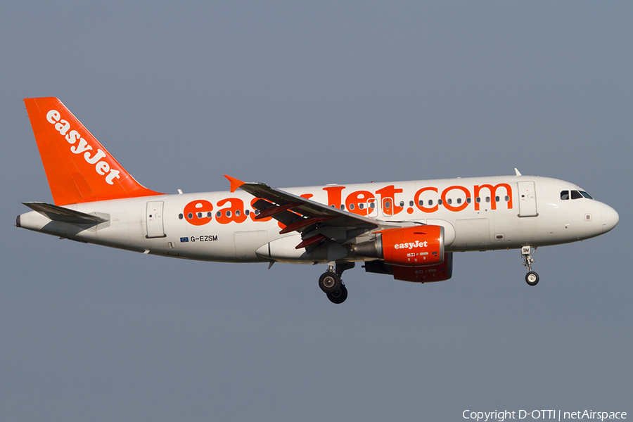 easyJet Airbus A319-111 (G-EZSM) | Photo 518613