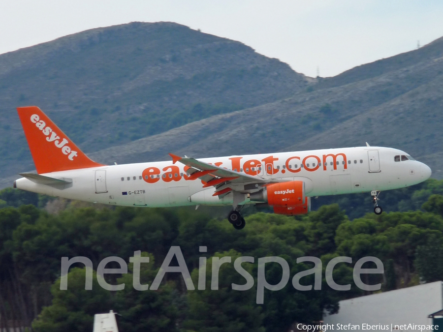 easyJet Airbus A320-214 (G-EZTB) | Photo 662701