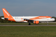 easyJet Airbus A320-214 (G-EZTB) at  Hamburg - Fuhlsbuettel (Helmut Schmidt), Germany