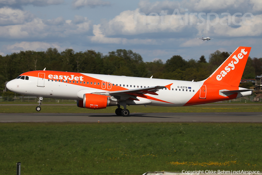 easyJet Airbus A320-214 (G-EZTB) | Photo 163146