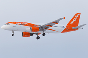 easyJet Airbus A320-214 (G-EZTB) at  Salzburg - W. A. Mozart, Austria