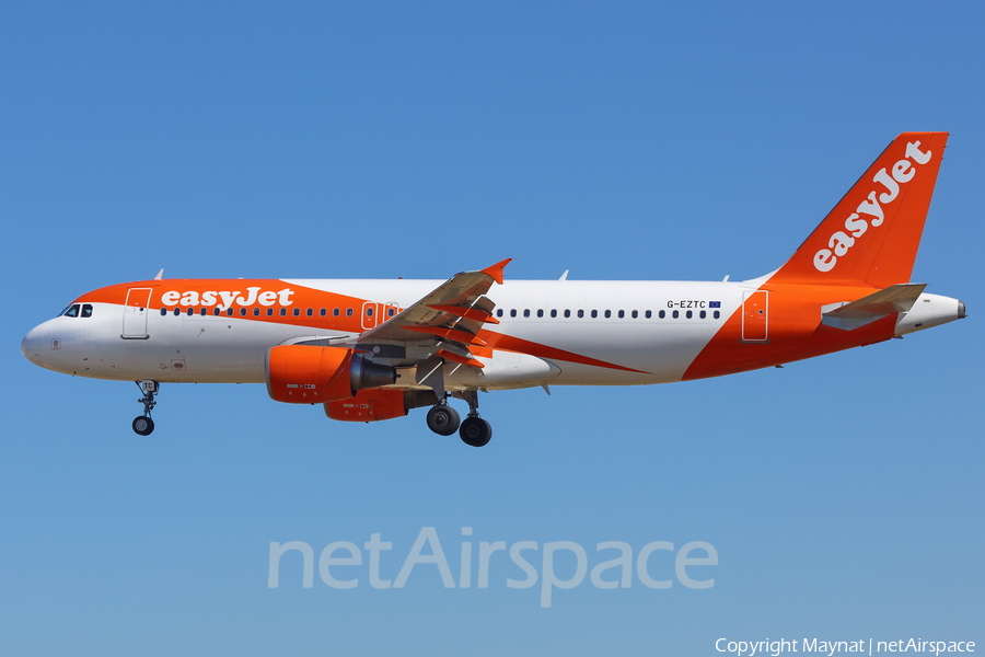 easyJet Airbus A320-214 (G-EZTC) | Photo 213577