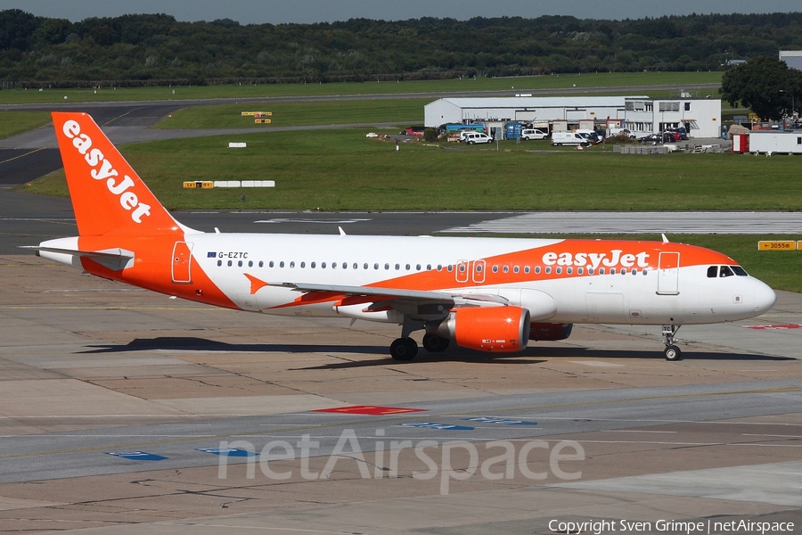 easyJet Airbus A320-214 (G-EZTC) | Photo 120969