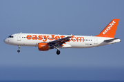 easyJet Airbus A320-214 (G-EZTC) at  Tenerife Sur - Reina Sofia, Spain