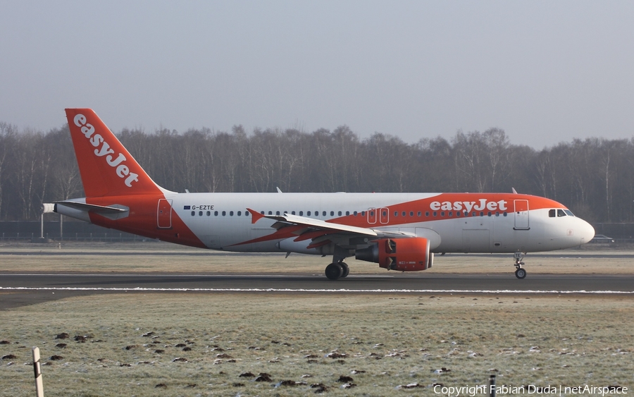 easyJet Airbus A320-214 (G-EZTE) | Photo 268510