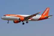 easyJet Airbus A320-214 (G-EZTG) at  Barcelona - El Prat, Spain