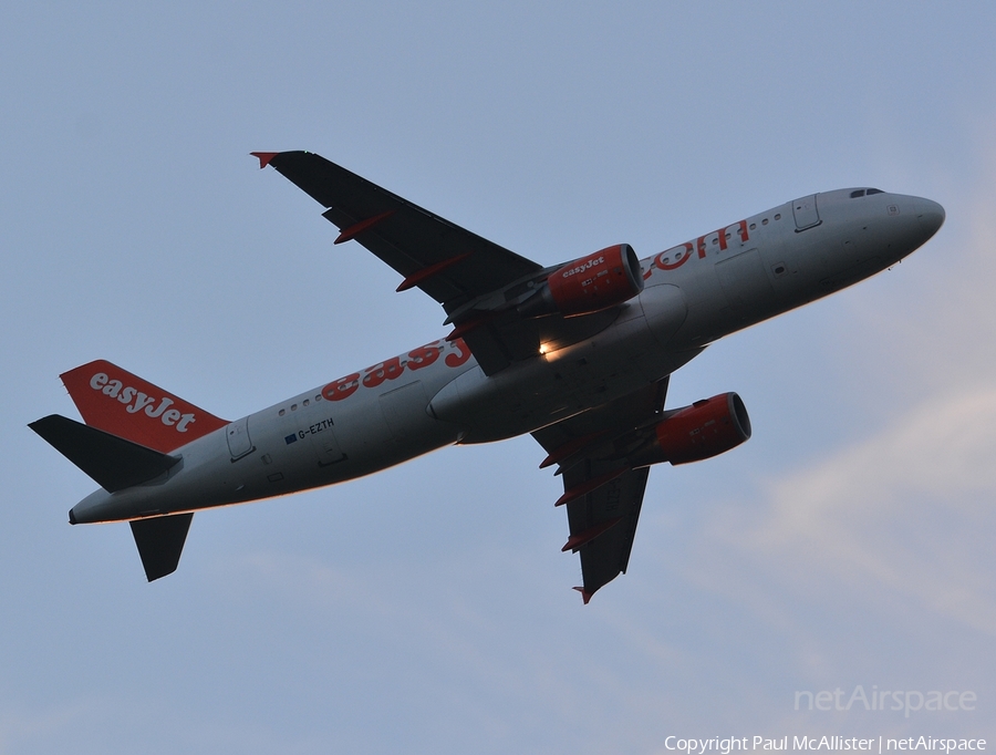 easyJet Airbus A320-214 (G-EZTH) | Photo 51652