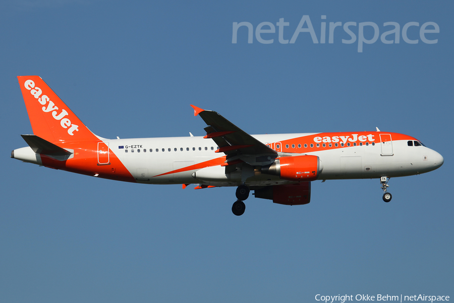 easyJet Airbus A320-214 (G-EZTK) | Photo 107869