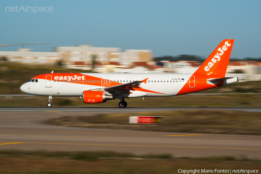 easyJet Airbus A320-214 (G-EZTK) | Photo 127822