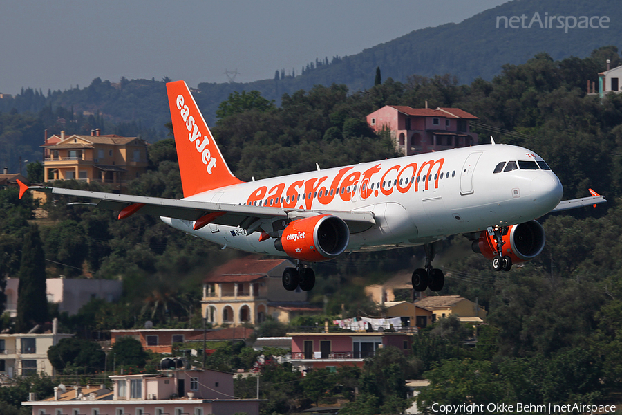 easyJet Airbus A320-214 (G-EZTM) | Photo 39574