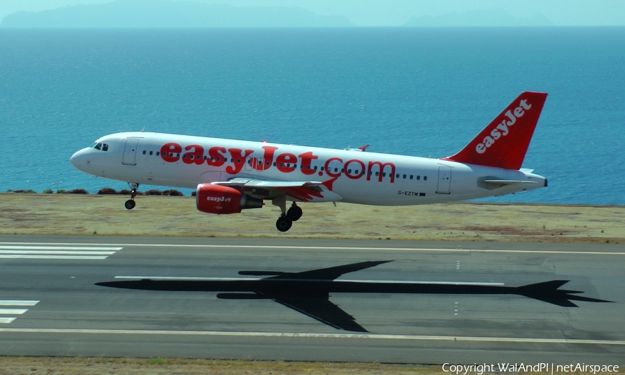 easyJet Airbus A320-214 (G-EZTM) | Photo 442697