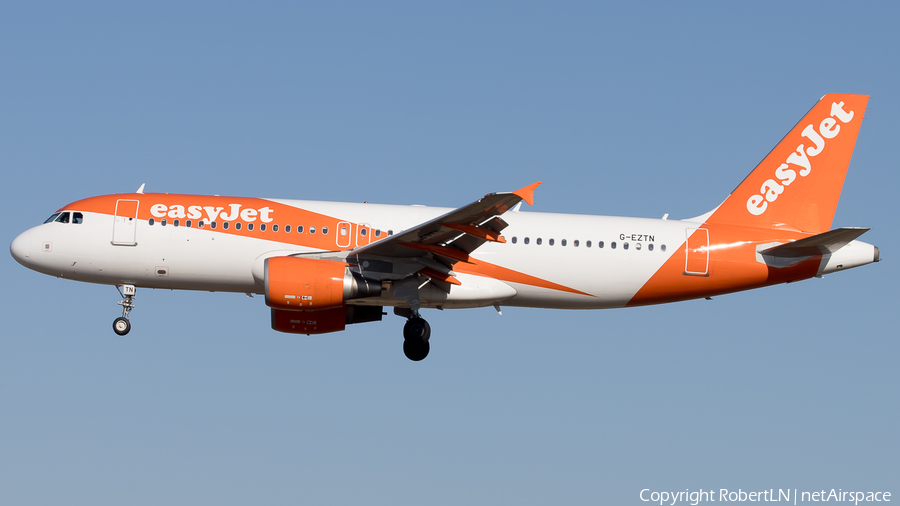easyJet Airbus A320-214 (G-EZTN) | Photo 595557