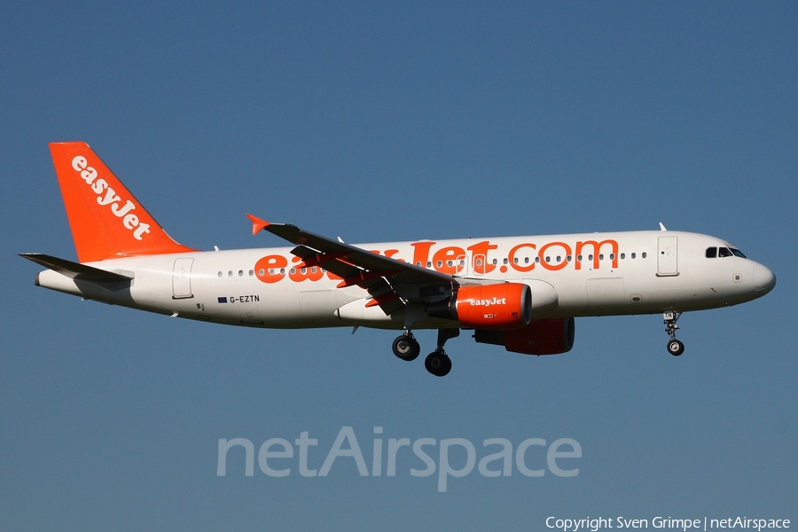 easyJet Airbus A320-214 (G-EZTN) | Photo 22938